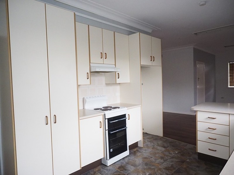 18 Lachlan Street, South Kempsey NSW 2440