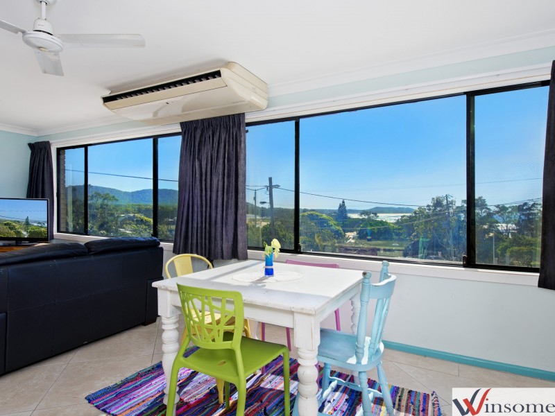 4 East Street, Crescent Head NSW 2440