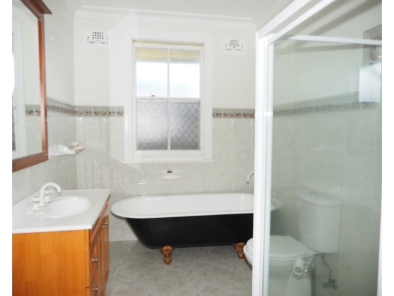 2/20 SHORT STREET, West Kempsey NSW 2440