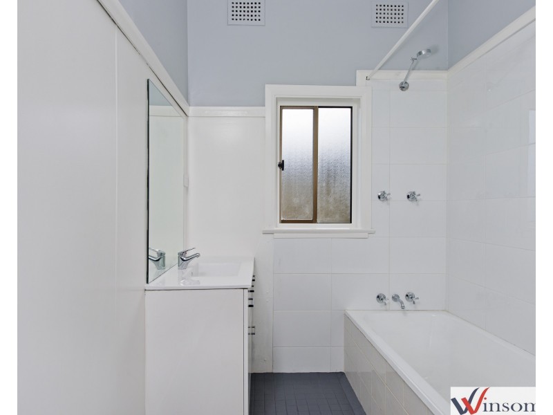 16 Sullivan Street, East Kempsey NSW 2440