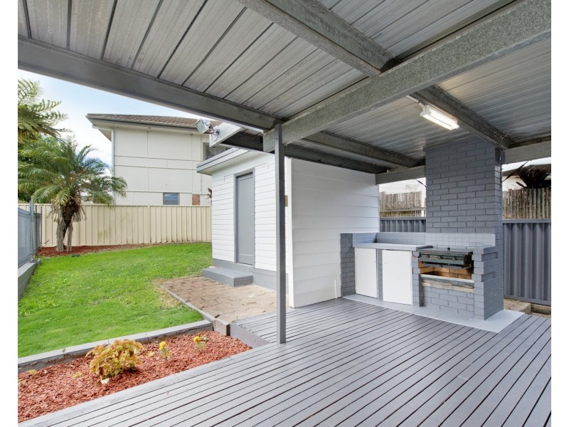 16 Sullivan Street, East Kempsey NSW 2440