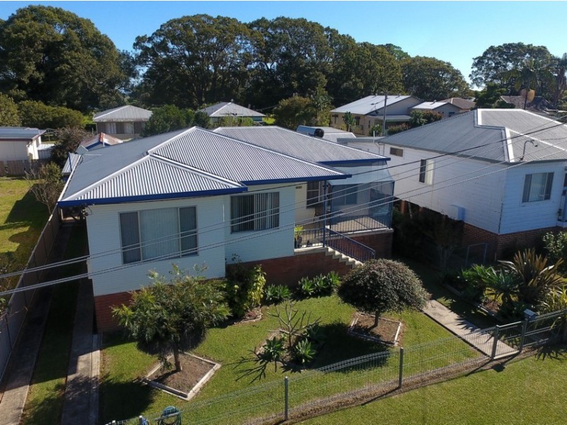 4 Russell Avenue, Smithtown NSW 2440
