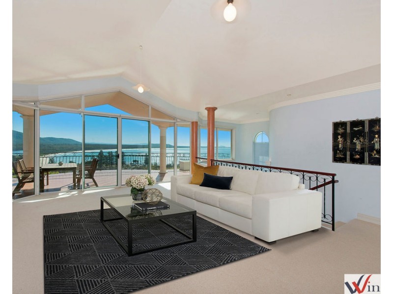 12 Dulconghi Street, Crescent Head NSW 2440