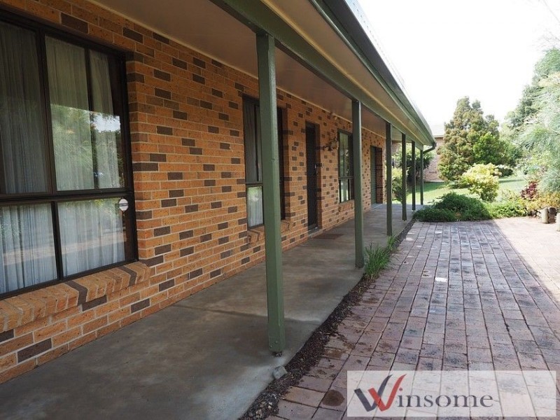 16 Mitchell Avenue, West Kempsey NSW 2440