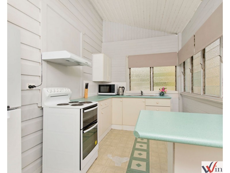 11 Broughton Street, West Kempsey NSW 2440