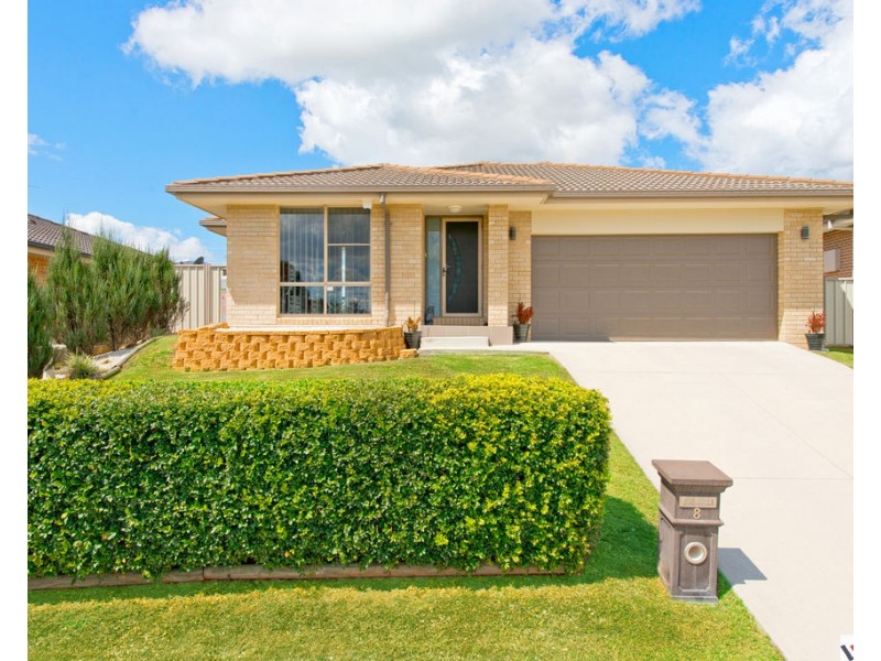 8 Yates Place, West Kempsey NSW 2440