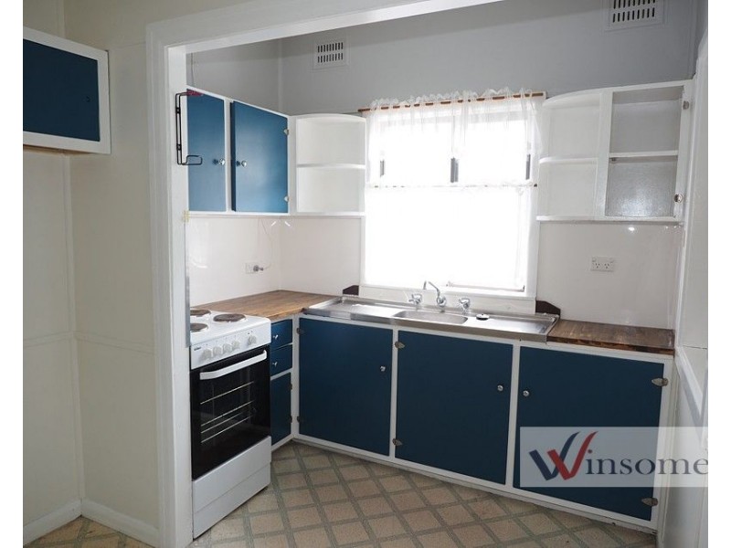 21 TABRETT STREET, West Kempsey NSW 2440