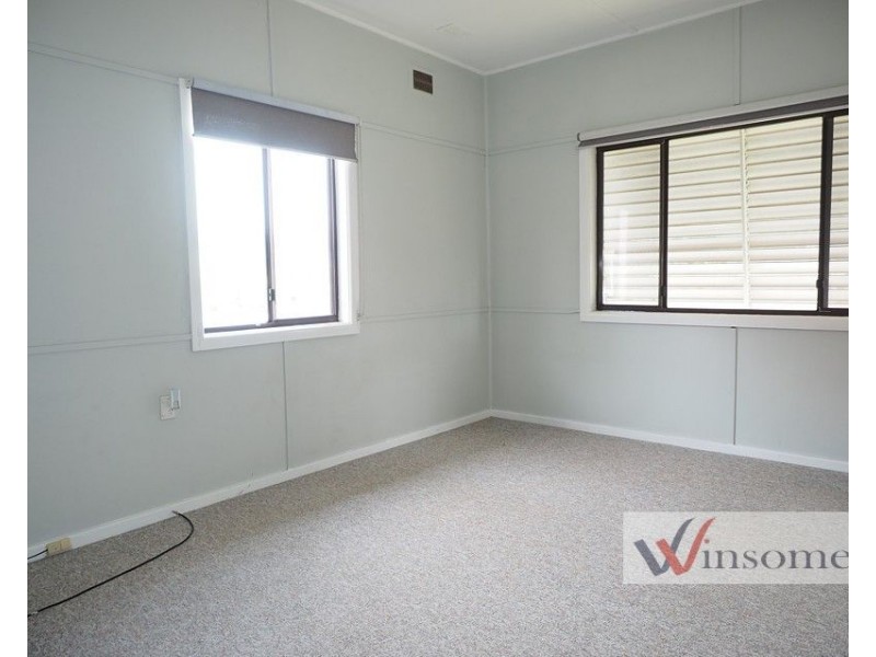 21 TABRETT STREET, West Kempsey NSW 2440