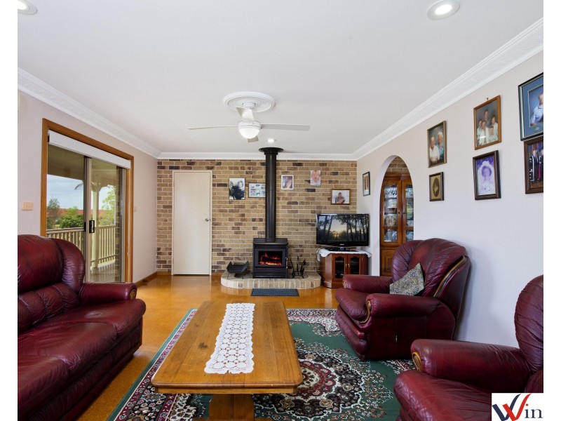 12 Campbell Place, Aldavilla NSW 2440