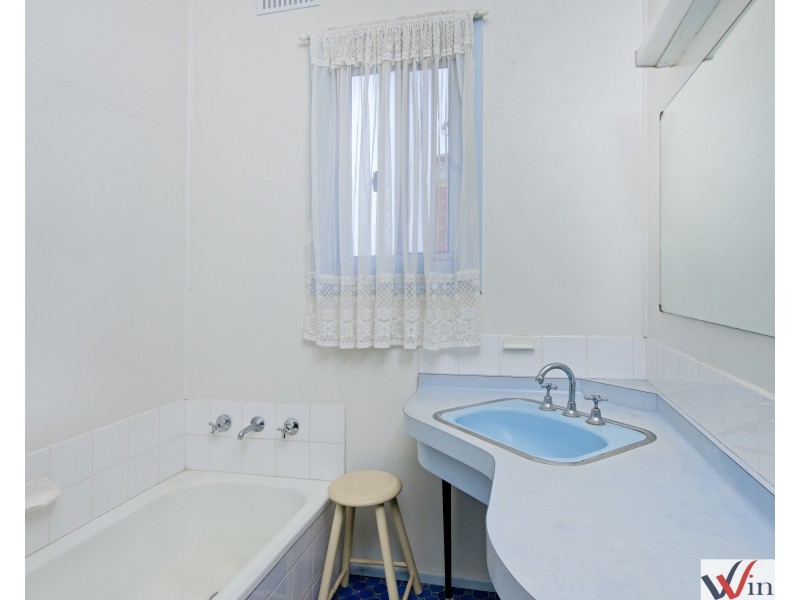 5 John Lockrey Street, East Kempsey NSW 2440