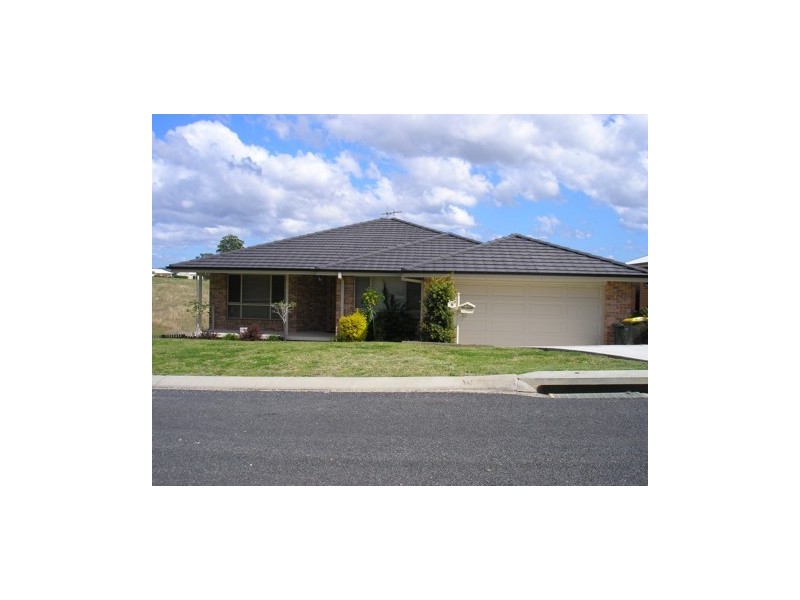 17 SPRINGFIELDS DRIVE, Kempsey NSW 2440