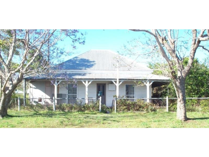 28 Sullivan St (r), Kempsey NSW 2440