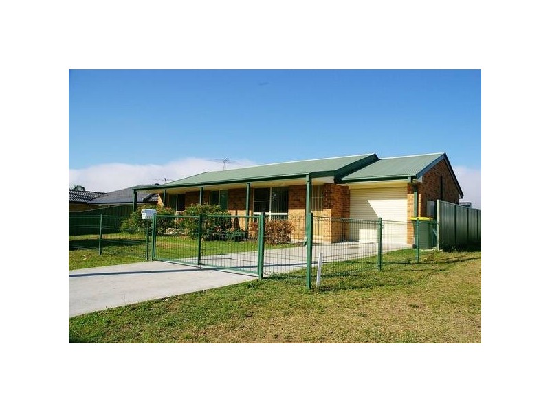 98 Sea St (r), Kempsey NSW 2440