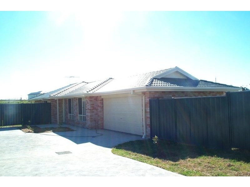 2/68 Cyrus Saul Cct (r), Kempsey NSW 2440