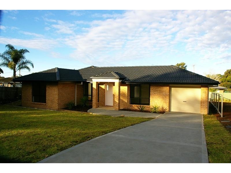 10 JAMES RAMSAY PLACE, Kempsey NSW 2440