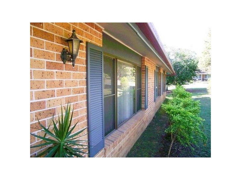 13 HILLVIEW DRIVE, Kempsey NSW 2440