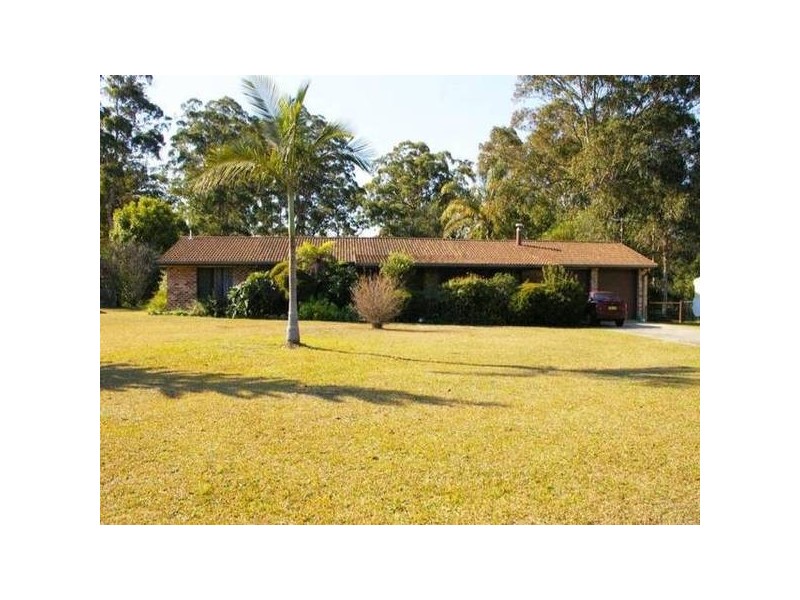 33 HILLVIEW DRIVE, Aldavilla NSW 2440
