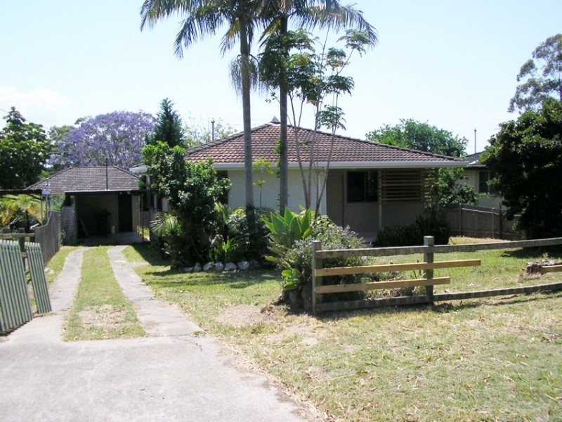 7 Keith Moses Cr (r), West Kempsey NSW 2440