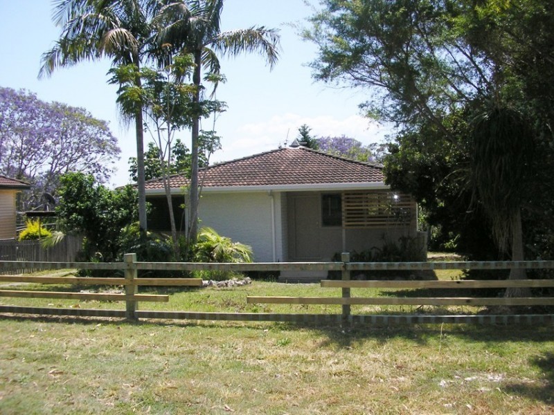 7 Keith Moses Cr (r), West Kempsey NSW 2440