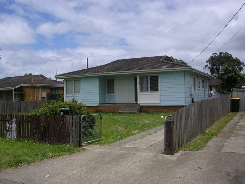 4 Robert Eggins, Kempsey NSW 2440