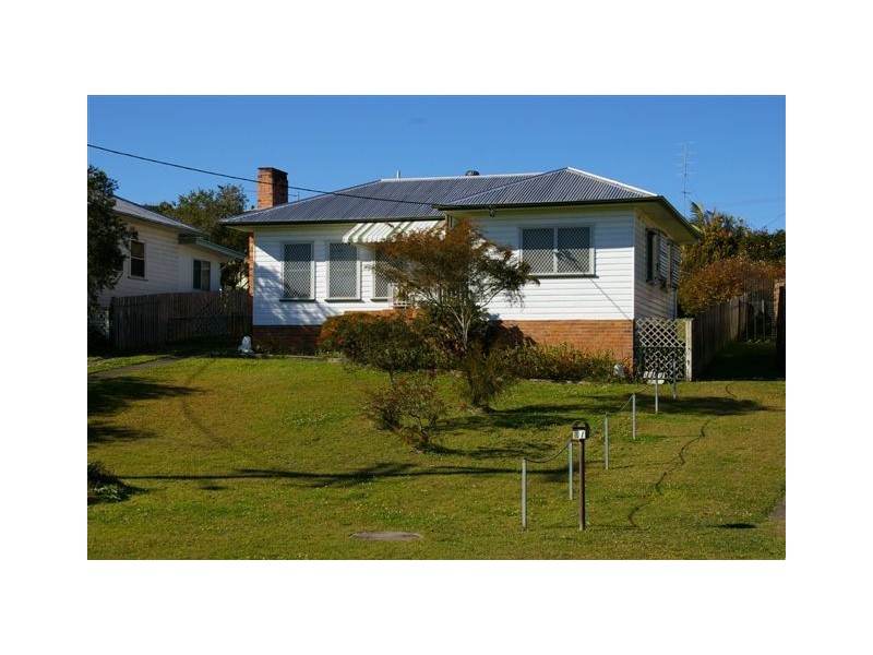 29 Broughton St (r), West Kempsey NSW 2440