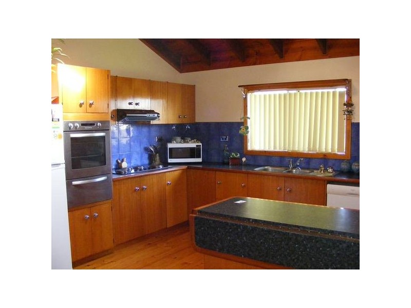 17 Fitzgerald Ave, Smithtown NSW 2440