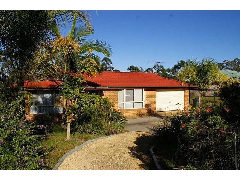 9 Armidale Rd, Yarravel NSW 2440