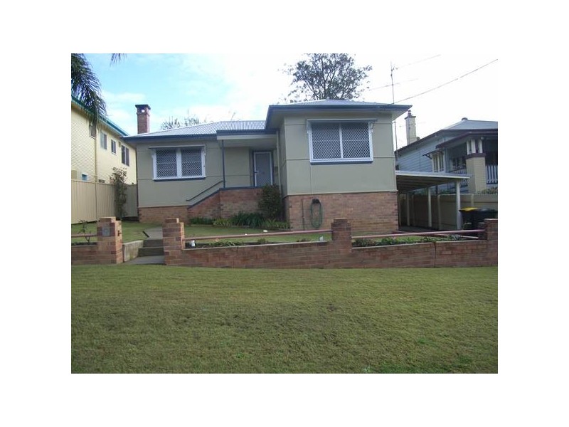 4 Dudley St (r), Kempsey NSW 2440