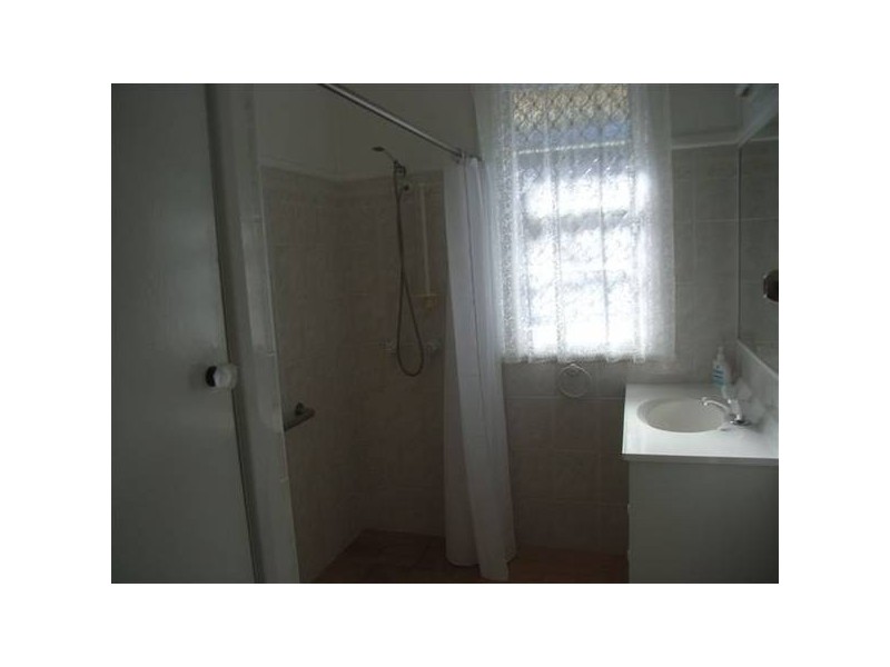 4 Dudley St (r), Kempsey NSW 2440