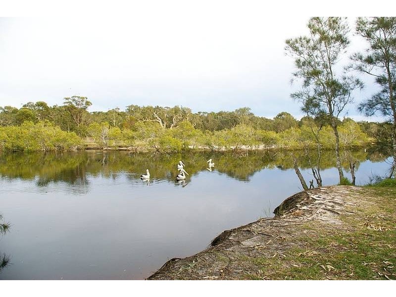 35 Creek Street, Hat Head NSW 2440