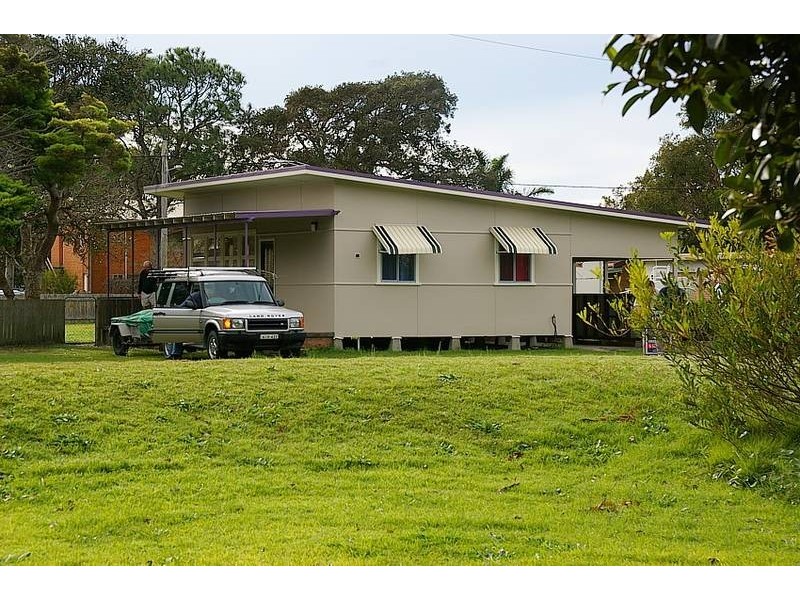 35 Creek Street, Hat Head NSW 2440