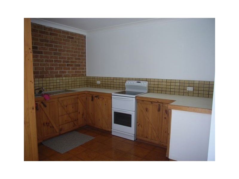 4/11 Allman Pl (r), Crescent Head NSW 2440