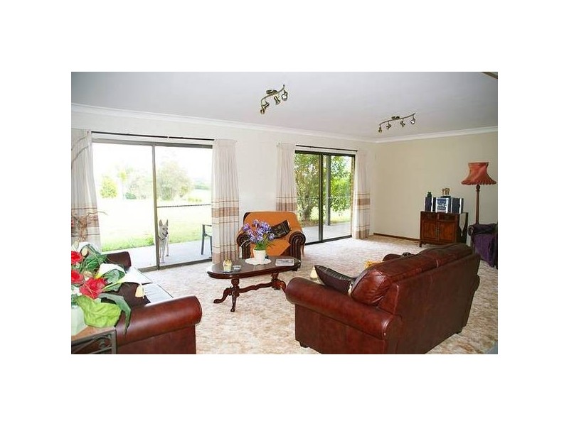 6 Fraser Close, Kempsey NSW 2440