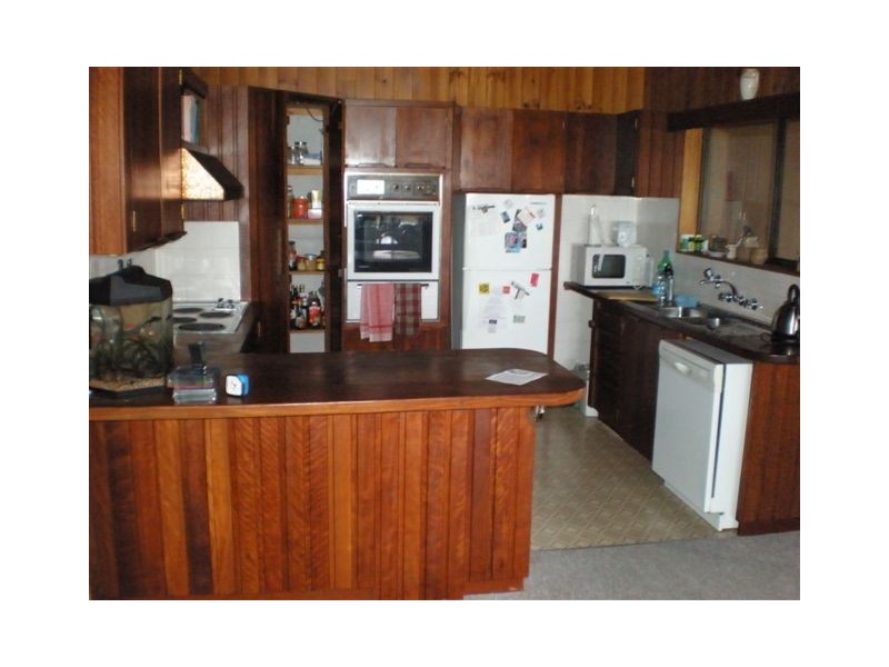 230 Euroka Rd (r), Kempsey NSW 2440