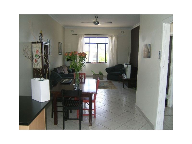 2/107-115 Marlborough St, Henley Beach SA 5022