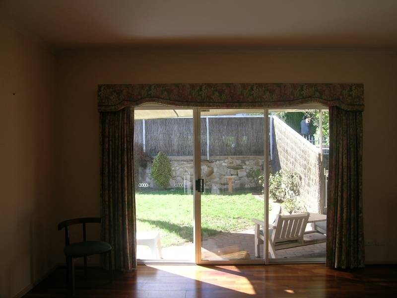 132 Springbank Road (House faces into Alberta Ave ), Clapham SA 5062