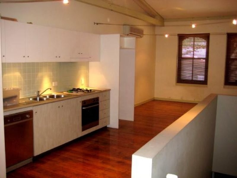 2/87 Lipson Street, Port Adelaide SA 5015