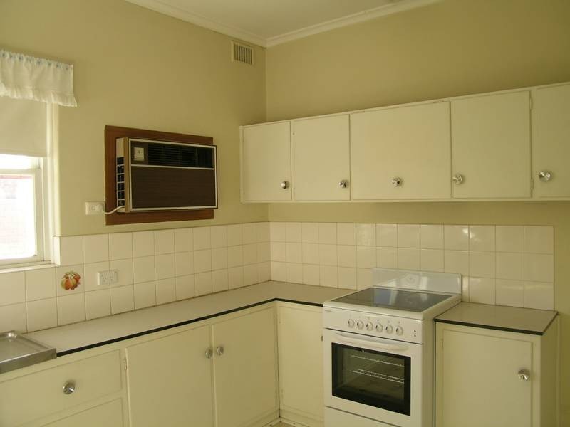 2/564 Henley Beach Road, Fulham SA 5024