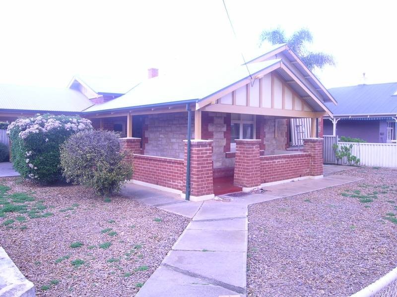 8 Burt Street, Hilton SA 5033