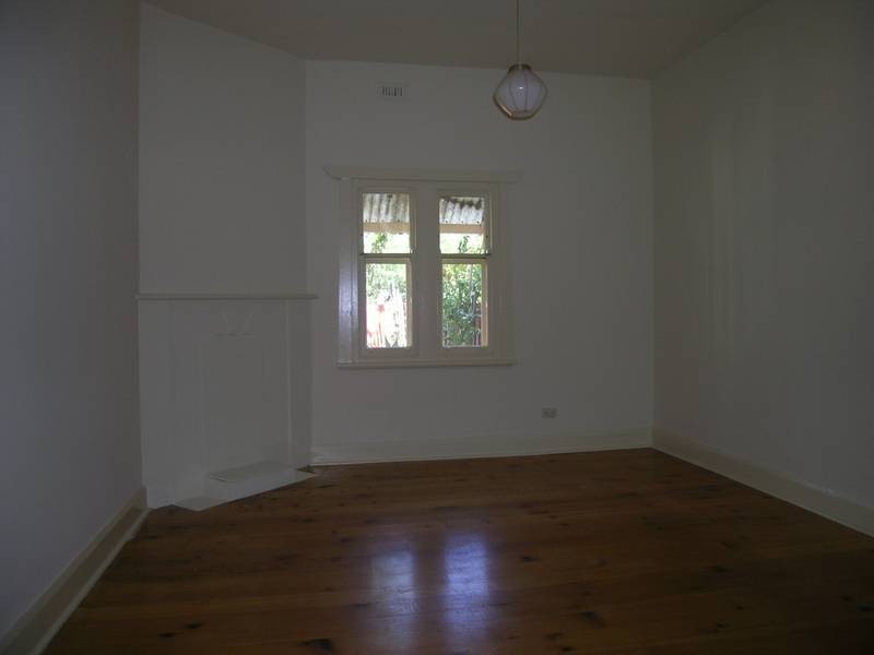 3 Ruddock Avenue, Hilton SA 5033