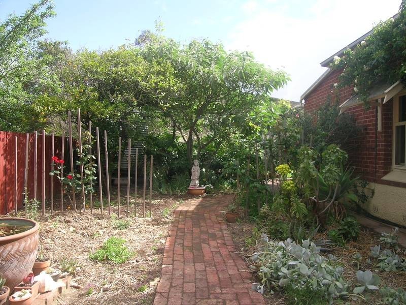 3 Ruddock Avenue, Hilton SA 5033