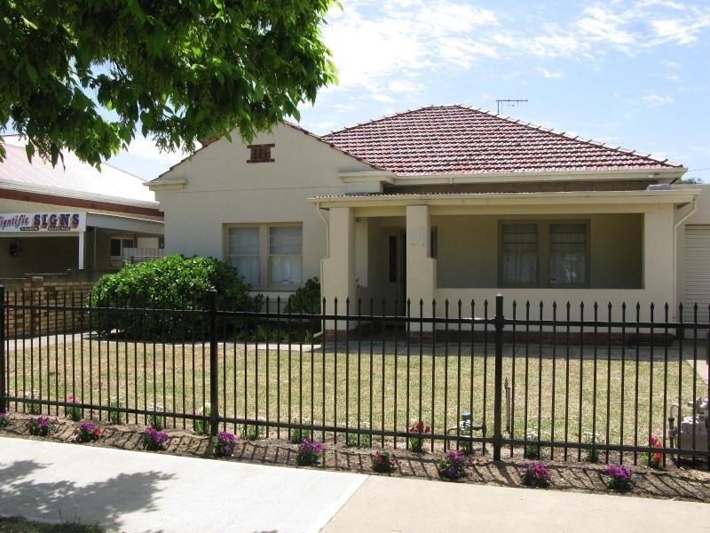 91 Old Port Road, Queenstown SA 5014