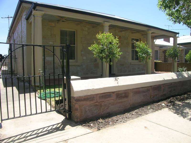 54 Gladstone Road, Mile End SA 5031