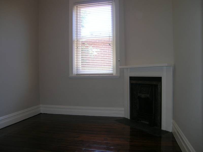 54 Gladstone Road, Mile End SA 5031