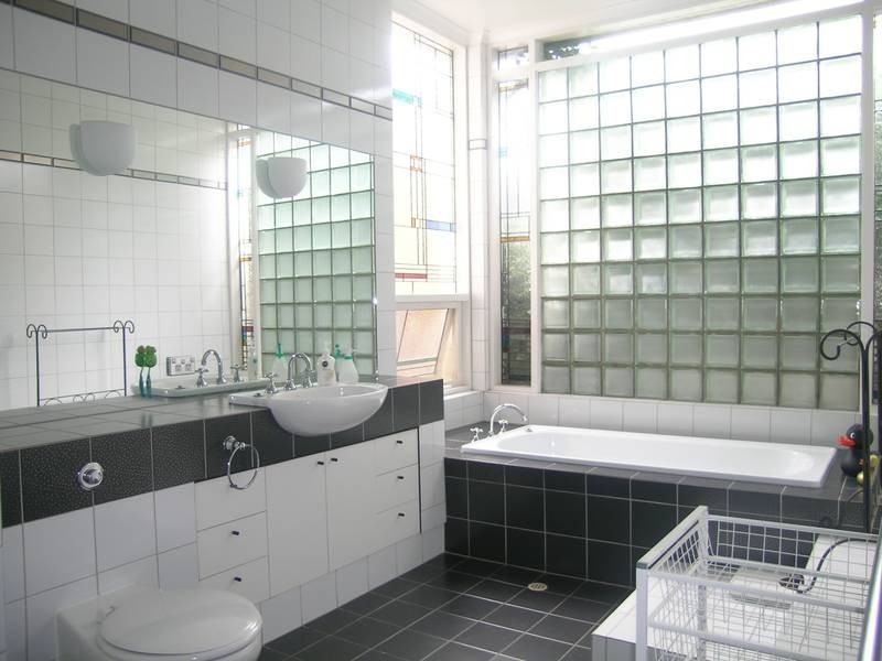 24 Torrens Street, Torrensville SA 5031