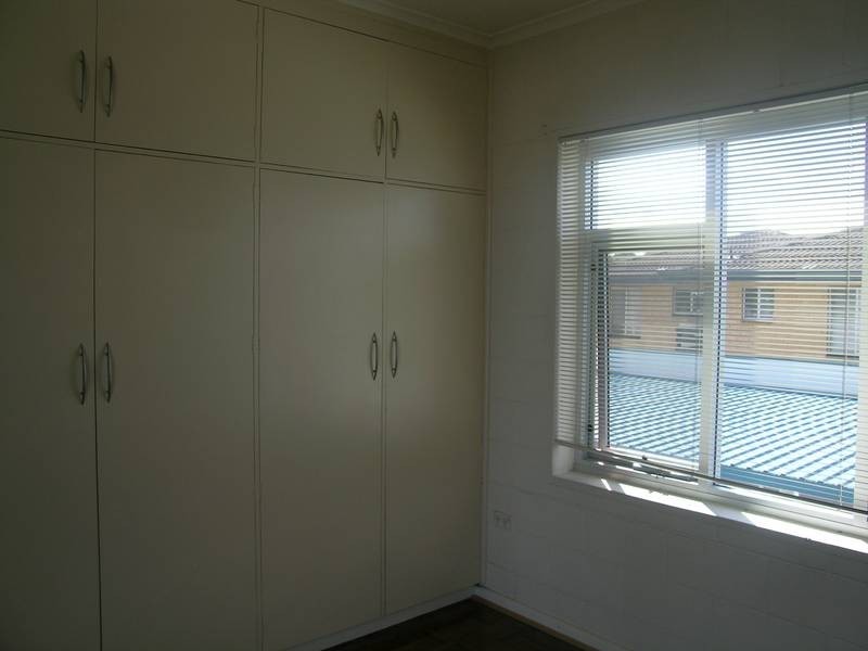 8/22 Seaview Road, West Beach SA 5024