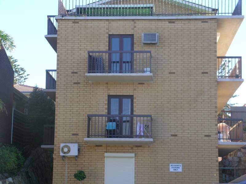 2/172 Seaview Road, Henley Beach South SA 5022