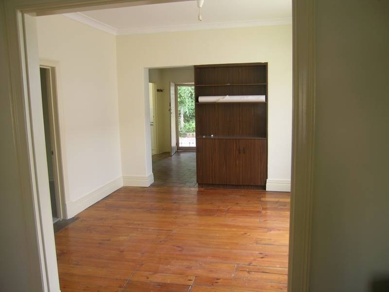 17 Washington Street, Hilton SA 5033