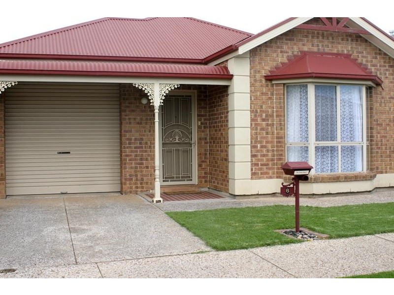 6 Petrel Crescent, Mawson Lakes SA 5095