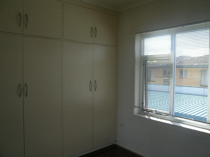 8/22 Seaview Road, West Beach SA 5024